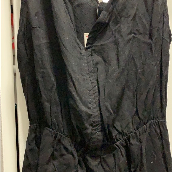 Women’s Xs black v-neck dress NWT! - Picture 5 of 5